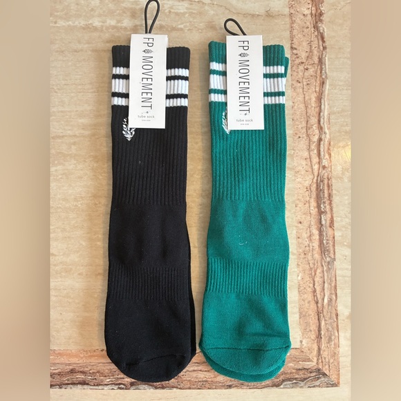 NWT fp Movement by Free People Set of 2 Logo Stripe Tube Socks Green/Black - Picture 1 of 2